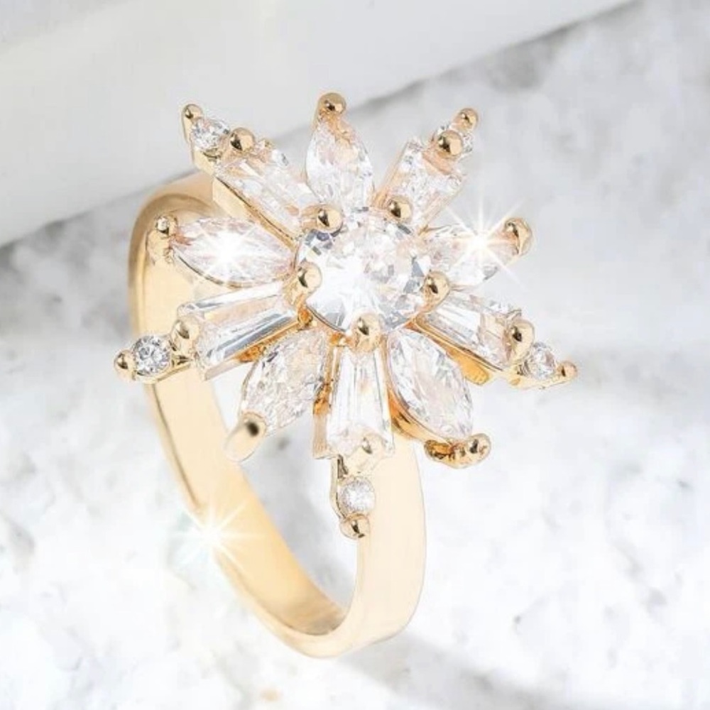 Cubic Zirconia Gold Starburst Ring